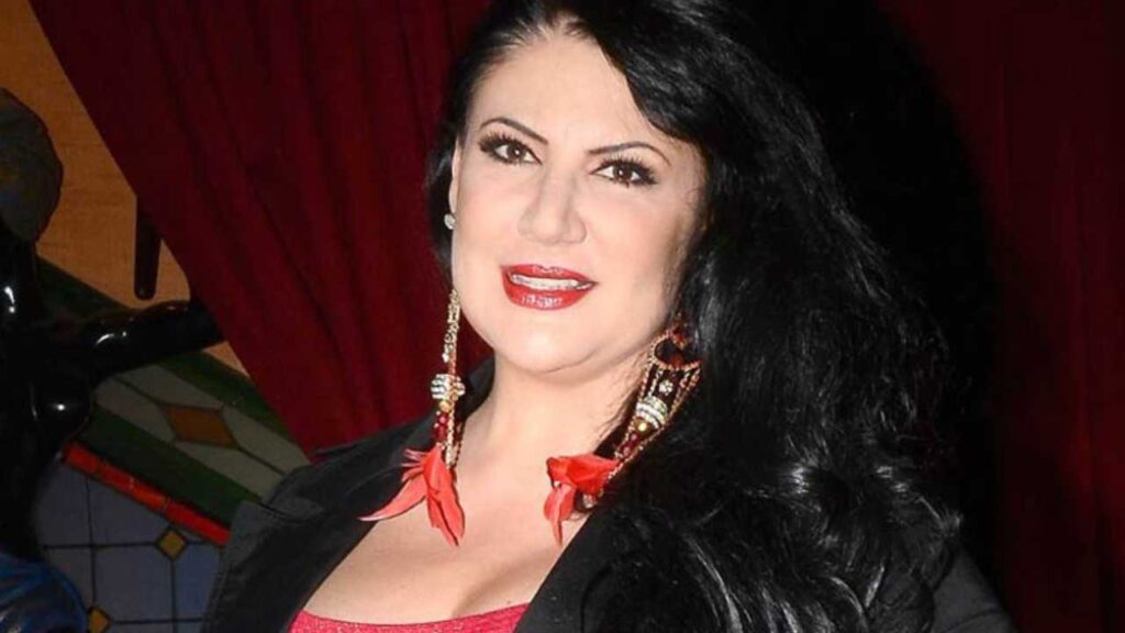 Alejandra &Aacute;valos ya prepara colaboraci&oacute;n con Sarita Sosa y Manuel Jos&eacute;