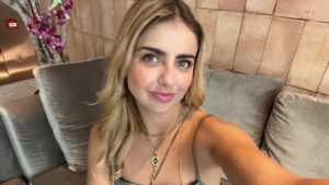 Michelle Renaud reaparece en redes tras haber estado hospitalizada