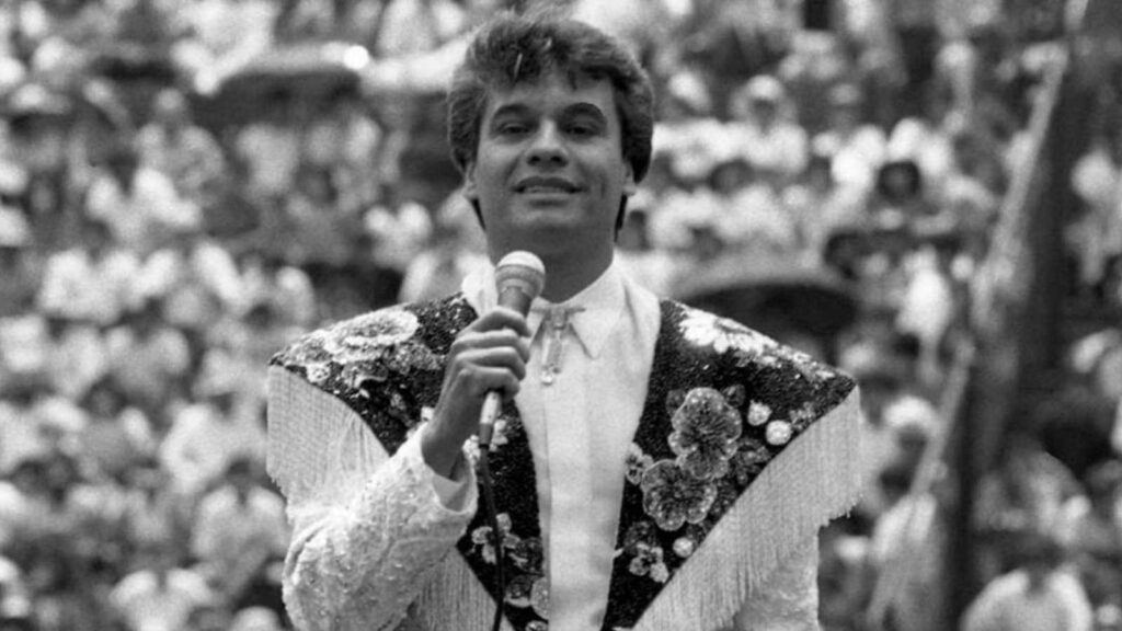 Juan Gabriel: ¡Anuncian nuevo documental del 'Divo de Juárez'!