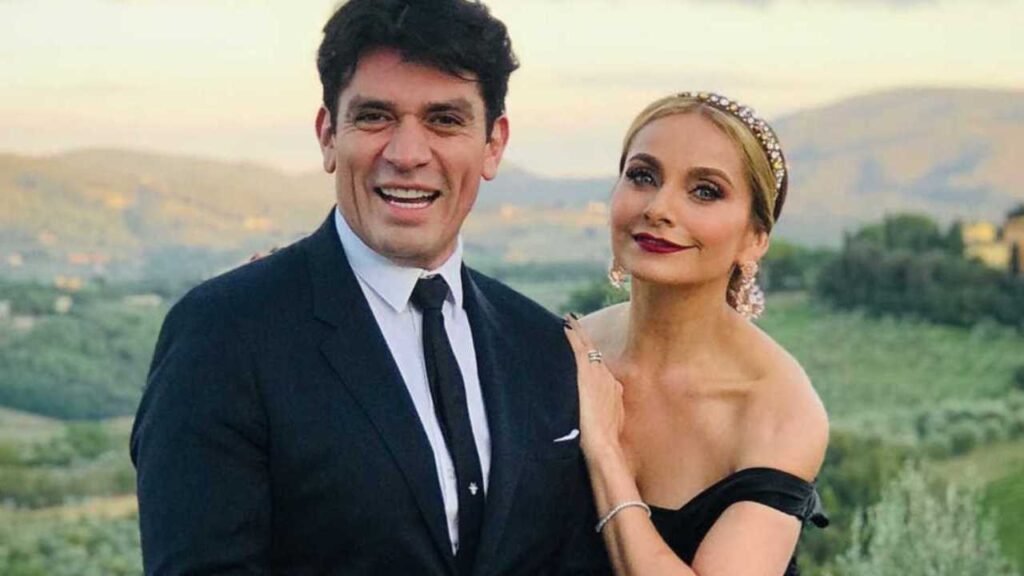 &iexcl;Elizabeth &Aacute;lvarez revela si se divorciar&aacute; de Jorge Salinas!