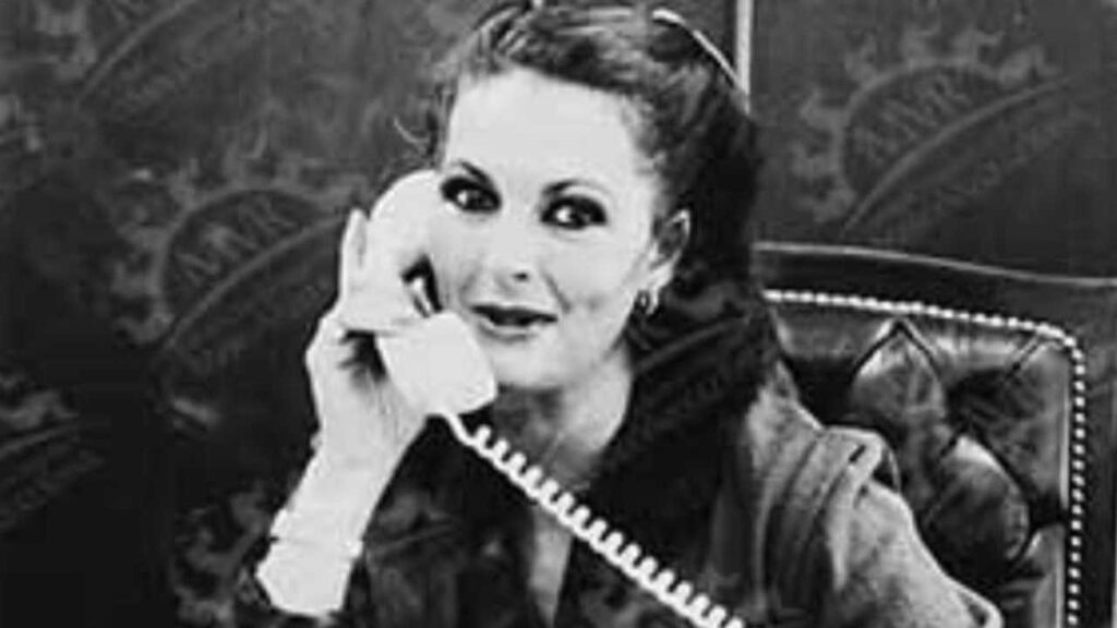 Talina Fern&aacute;ndez: 7 datos que NO conoc&iacute;as de "La Dama del Buen Decir"