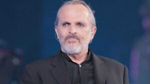 Miguel Bos&eacute; es asaltado en su casa de la CDMX por un comando armado