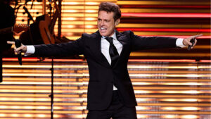 Cantante chileno asegura que abogados de Luis Miguel lo están hostigando