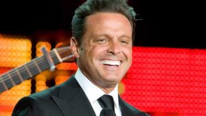 Luis Miguel podr&iacute;a reencontrarse con sus hijos en conciertos de CDMX. &iquest;Acceder&aacute; Aracely Ar&aacute;mbula?