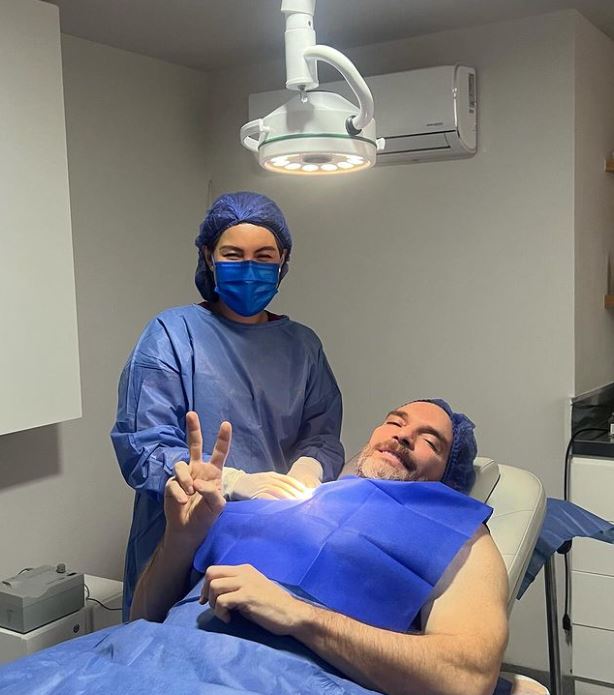 Juli&aacute;n Gil es diagnosticado con c&aacute;ncer de piel por segunda vez