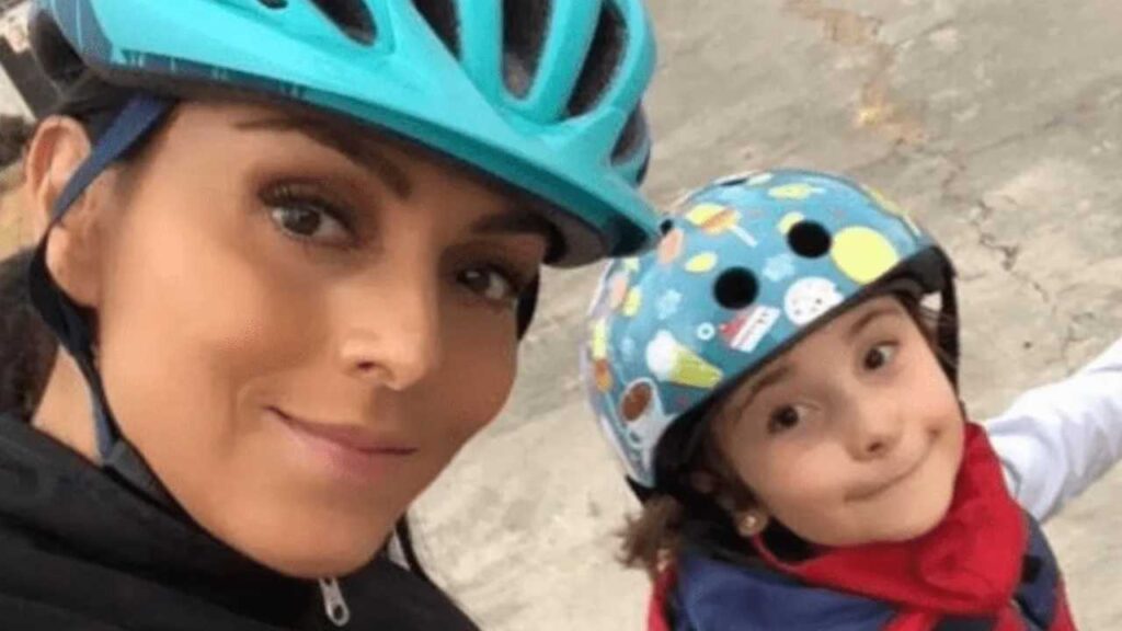 Hija de Ivonne Montero ser&aacute; sometida a una intervenci&oacute;n quir&uacute;rgica muy delicada