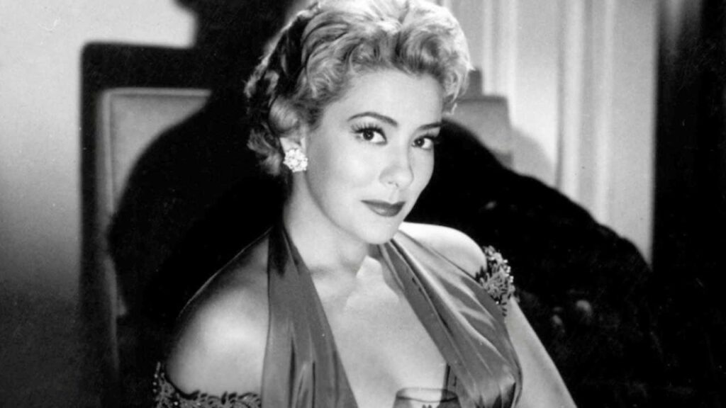 Silvia Pinal es hospitalizada nuevamente &iquest;Cu&aacute;l es realmente su estado de salud?