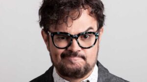 Aleks Syntek se lanza contra la m&uacute;sica de banda y crea pol&eacute;mica en redes sociales