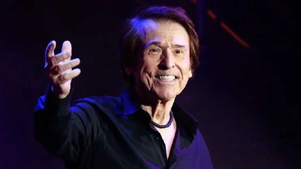 Raphael: El "Divo de Linares" que no piensa en el retiro