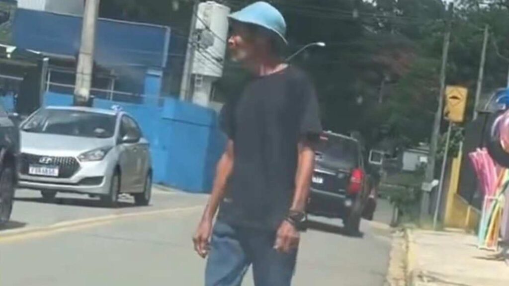 &iexcl;"Don Ram&oacute;n" es visto caminando por calles de Brasil!