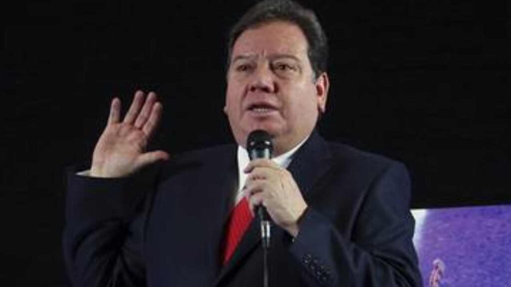 Coque Mu&ntilde;iz hospitalizado de emergencia: &iquest;Qu&eacute; pas&oacute; con el querido cantante?