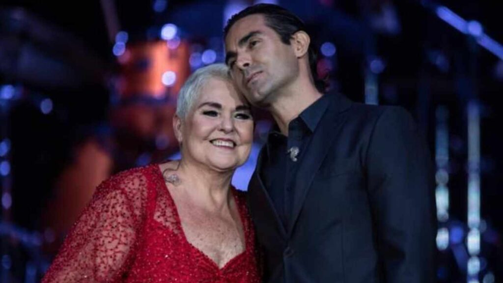 Ernesto D'Alessio revela que su nueva pareja ya conoci&oacute; a Lupita D'Alessio.