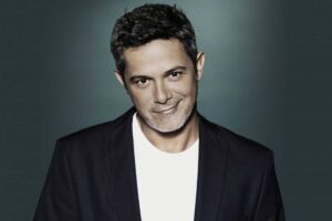 Reconocen con premio por trayectoria art&iacute;stica a Alejandro Sanz