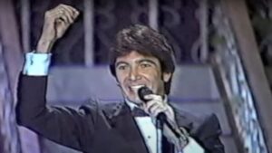 Muere cantante mexicano de un infarto a los 73 años