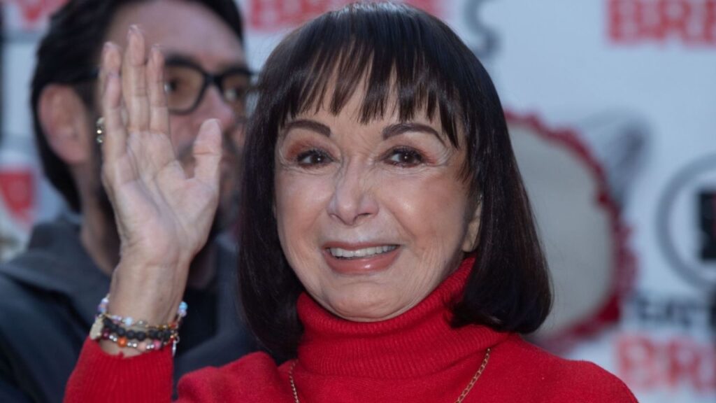 Mar&iacute;a Antonieta de las Nieves planea su funeral: "No me olviden"