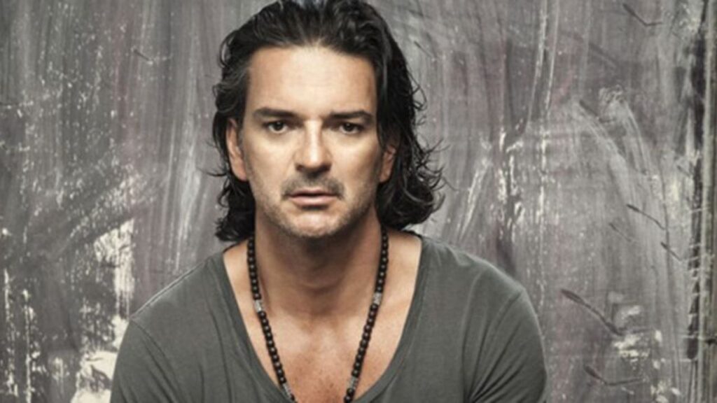 Ricardo Arjona critica al reguet&oacute;n