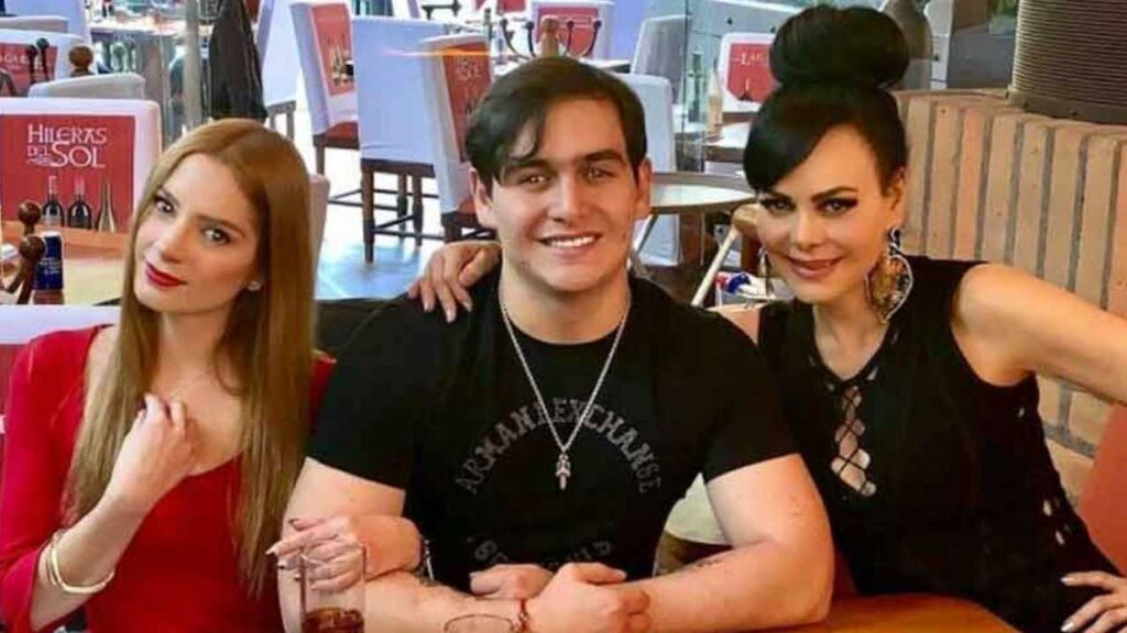 Imelda Garza organizar&aacute; misa por aniversario luctuoso de Juli&aacute;n Figueroa, &iquest;acudir&aacute; Maribel Guardia?