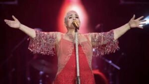 Lupita D&rsquo;Alessio encender&aacute; el Z&oacute;calo este 10 de mayo
