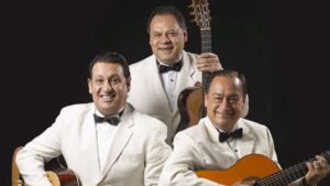 Los Panchos celebran el D&iacute;a del Adulto Mayor en La Maraka