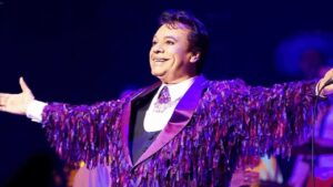 Juan Gabriel y la canci&oacute;n que pocos sab&iacute;an estaba dedicada a sus hermanos