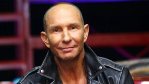 &iquest;Nuevo cap&iacute;tulo en el coraz&oacute;n de Erik Rub&iacute;n? El cantante es captado con misteriosa mujer