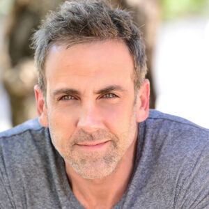 En 1972 nace el actor y cantante  Carlos Ponce&hellip;
