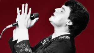 Juan Gabriel y su lado m&aacute;s m&iacute;stico: revelan que ten&iacute;a un cham&aacute;n para protegerse de la brujer&iacute;a