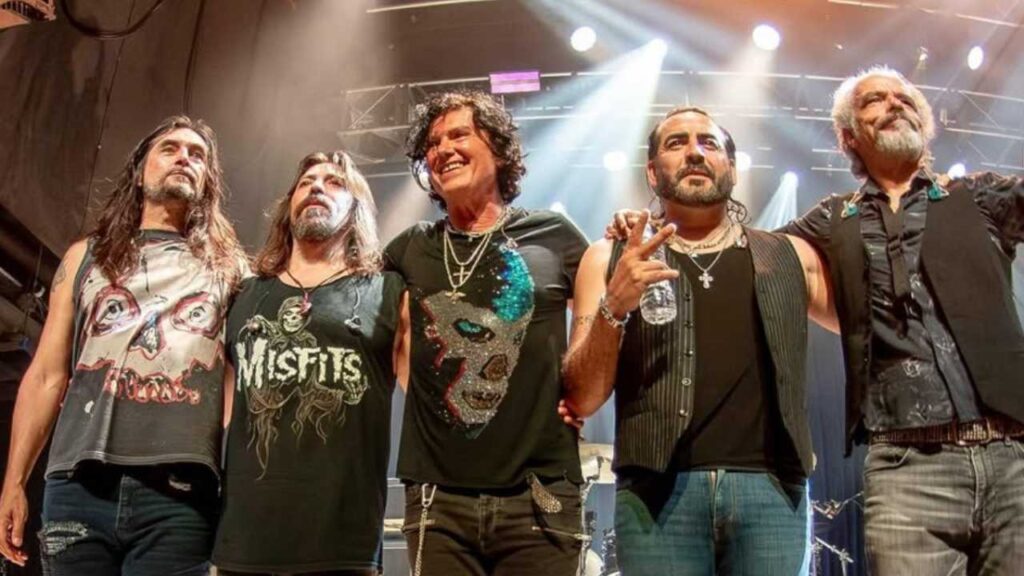 Caifanes y &ldquo;Avi&eacute;ntame&rdquo;: un eco de Tlatelolco en los noventa