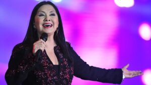 Ana Gabriel expresa dolor y pide paz tras lamentar la p&eacute;rdida del activista Carlos Manzo