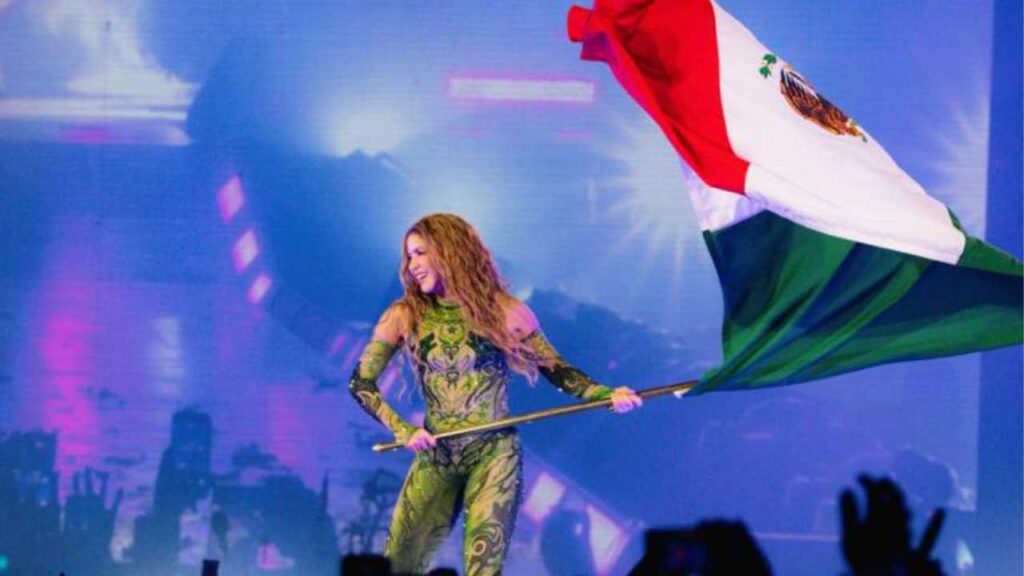 Shakira supera todos los r&eacute;cords en el Z&oacute;calo y confirma su poder absoluto