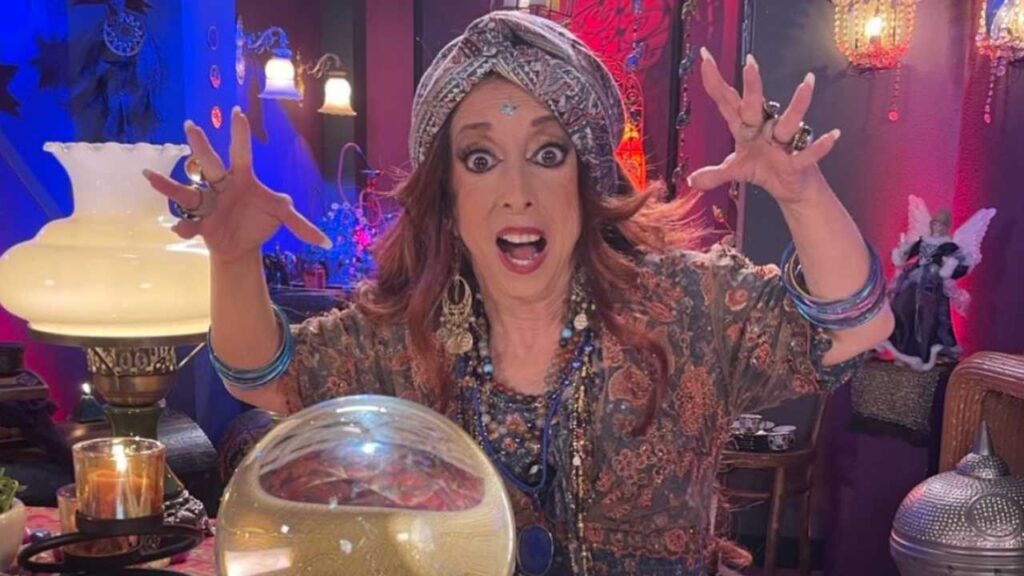 Mar&iacute;a Elena Salda&ntilde;a preocupa tras fuerte ca&iacute;da en evento p&uacute;blico