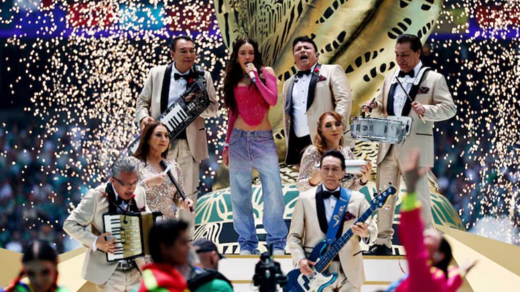 Salma Hayek se convierte en una de las figuras m&aacute;s destacadas de la ceremonia