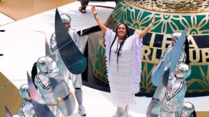 Lila Downs fue una de las voces que representaron la identidad mexicana en la inaguraci&oacute;n