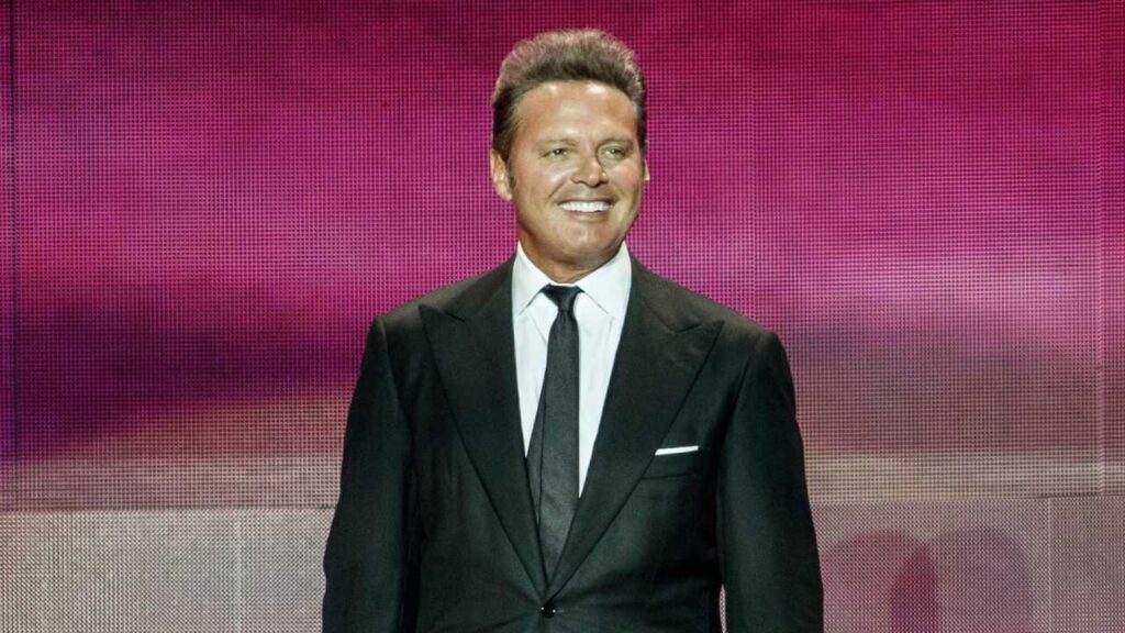 Luis Miguel mantiene el hermetismo que caracteriza su carrera