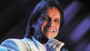 ¡Roberto Carlos es hospitalizado de emergencia! ¿Qué pasará con sus conciertos?