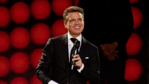 &iquest;La voz de Luis Miguel fue clonada? Un comercial desata dudas