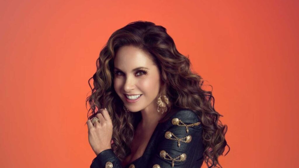 Lucero prepara un espect&aacute;culo para celebrar 46 a&ntilde;os