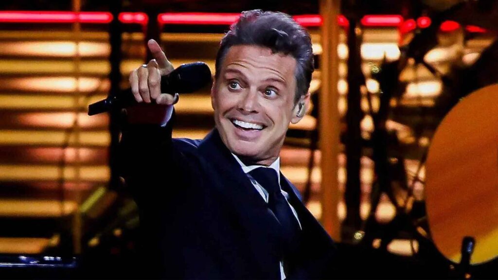 Luis Miguel vuelve a los escenarios y desata la locura por el Tour 2027