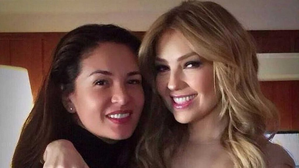 Yolanda Andrade agradece el regalo y Thal&iacute;a celebra su llegada